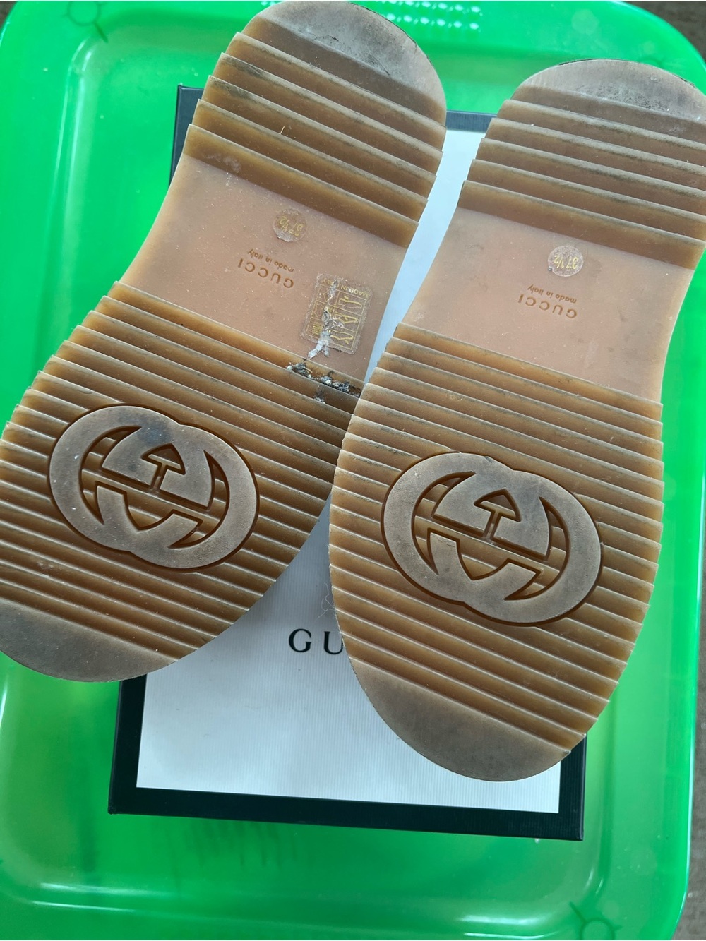 Gucci Women Beige and Brown GG Monogram Slide Sandals - Picture 5 of 8